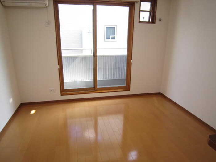 物件内観写真22　(居室)