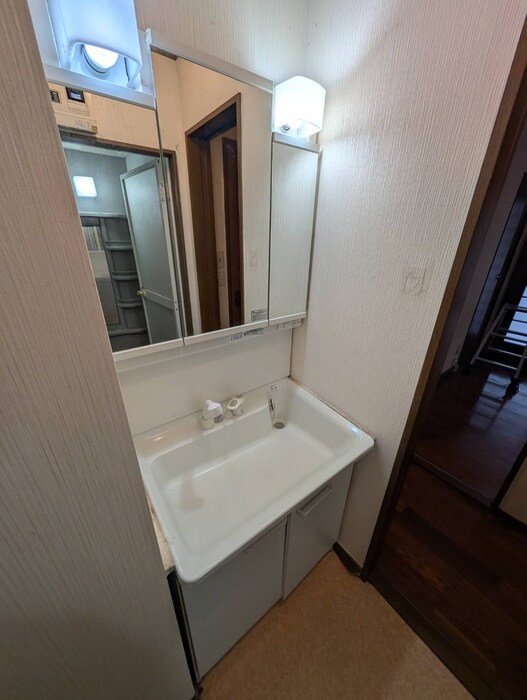 物件内観写真10　(洗面)