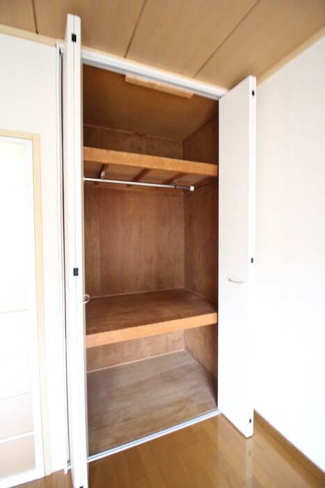 物件内観写真13　(収納)