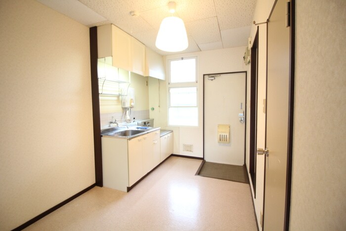 物件内観写真20　(廊下)