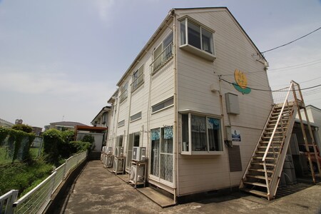 リトルガーデン外観写真