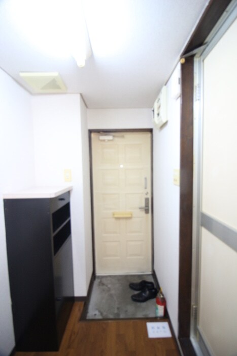 物件内観写真12　(廊下)