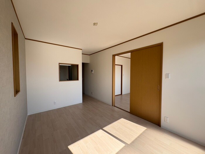 物件内観写真8　(居室)