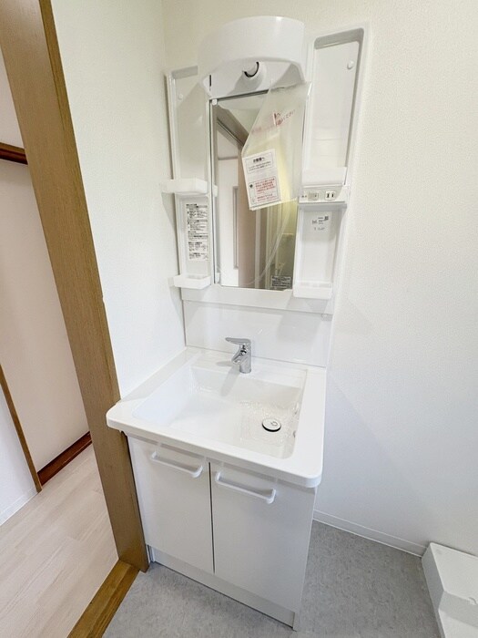 物件内観写真12　(洗面)