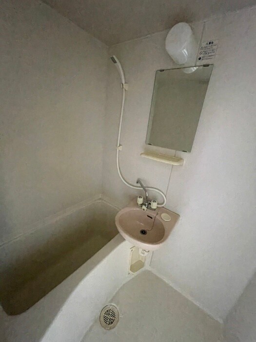 物件内観写真12　(バス／シャワールーム等)