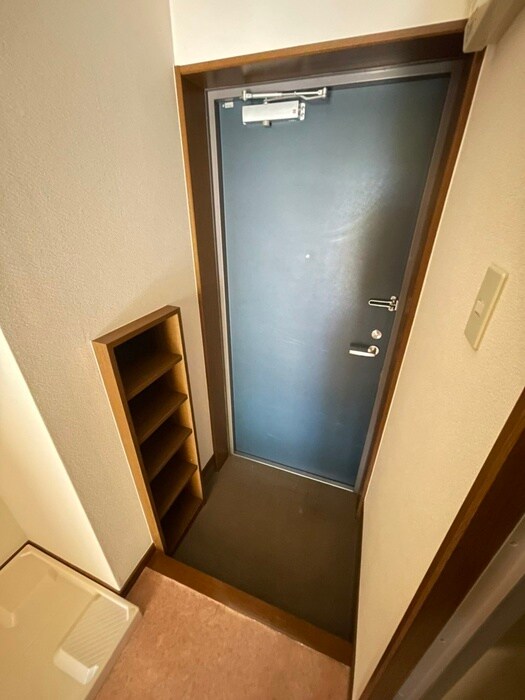 物件内観写真19　(玄関)