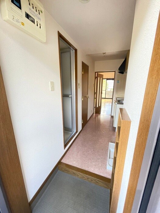 物件内観写真20　(廊下)