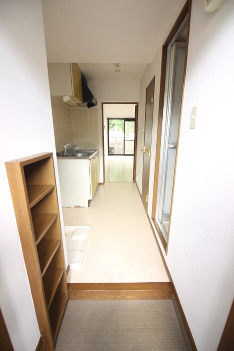 物件内観写真20　(廊下)
