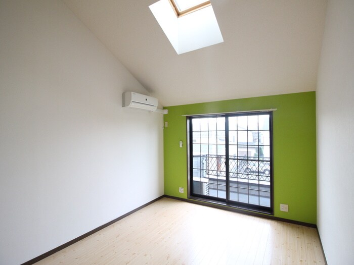 物件内観写真8　(居室)