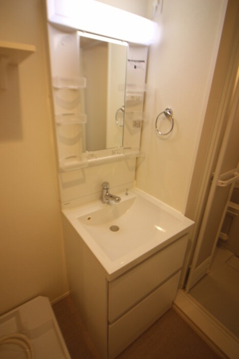 物件内観写真9　(洗面)