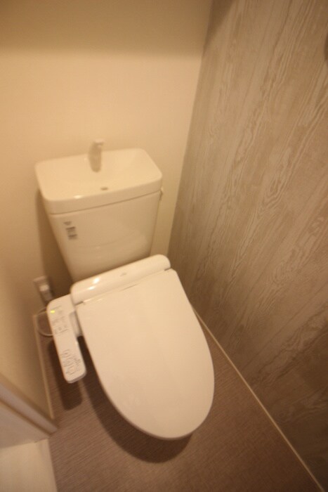 物件内観写真12　(トイレ)