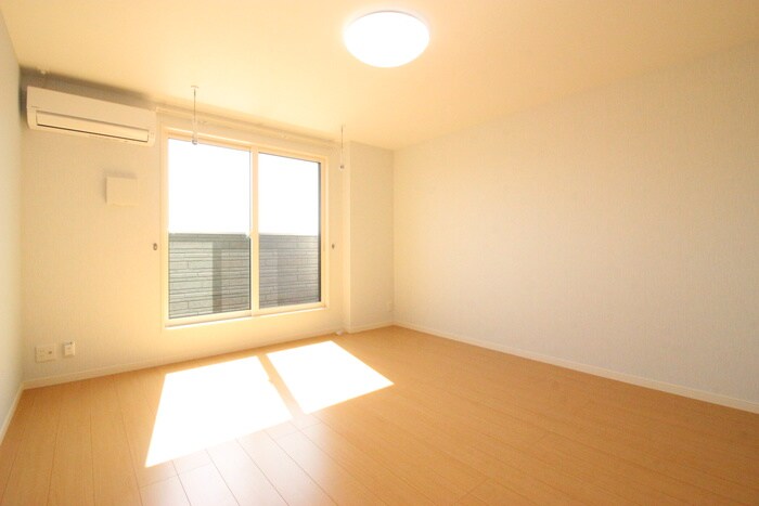 物件内観写真17　(居室)