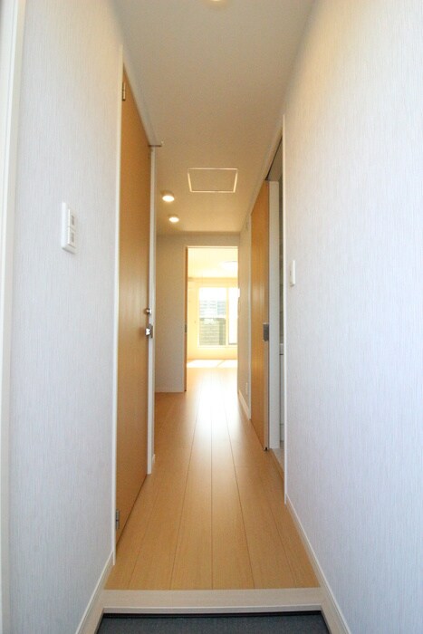 物件内観写真19　(廊下)