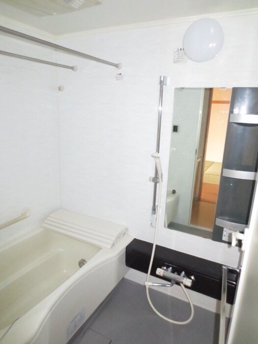 物件内観写真8　(バス／シャワールーム等)