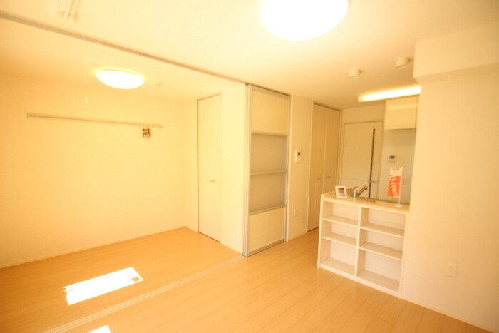 物件内観写真9　(居室)