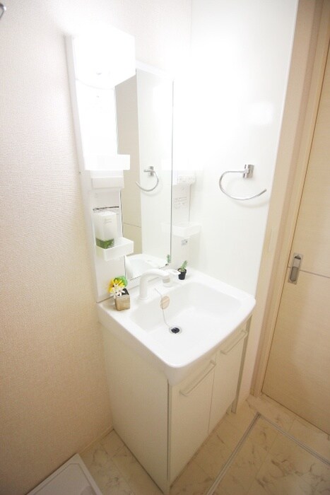 物件内観写真12　(洗面)