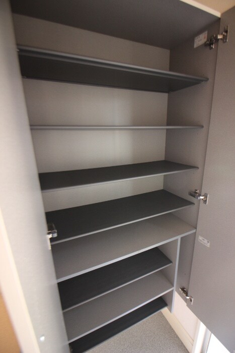 物件内観写真16　(靴箱)