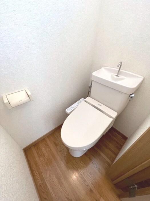 物件内観写真10　(トイレ)