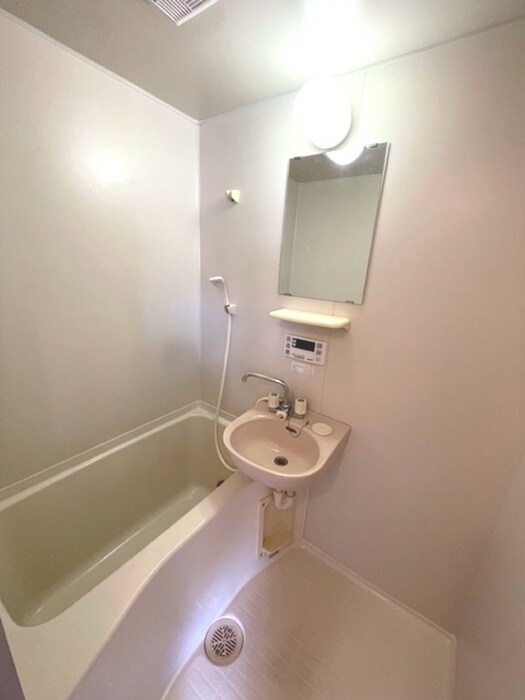 物件内観写真13　(バス／シャワールーム等)