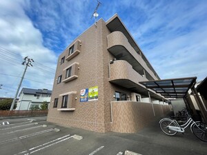 ライフポート松栄外観写真