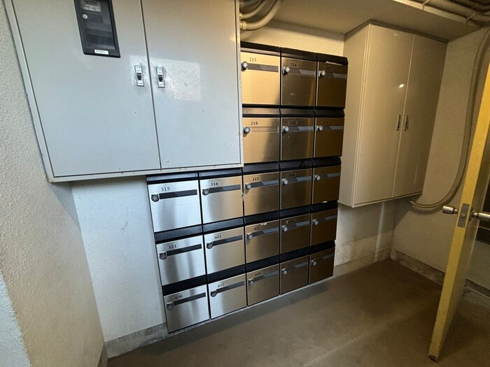 物件外観写真4　(建物設備)