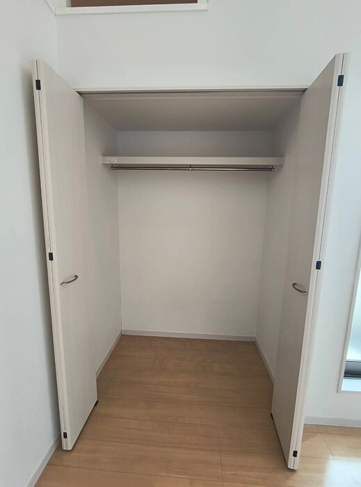 物件内観写真13　(収納)