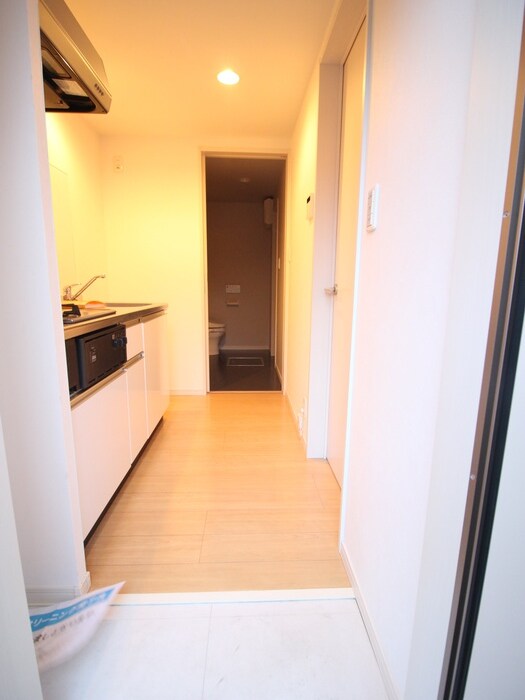 物件内観写真17　(廊下)