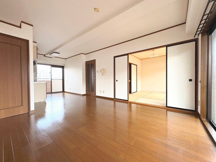 物件内観写真7　(居室)