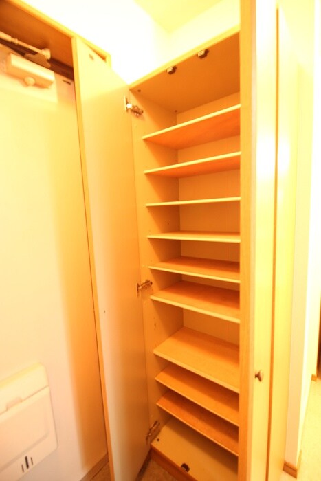 物件内観写真18　(靴箱)