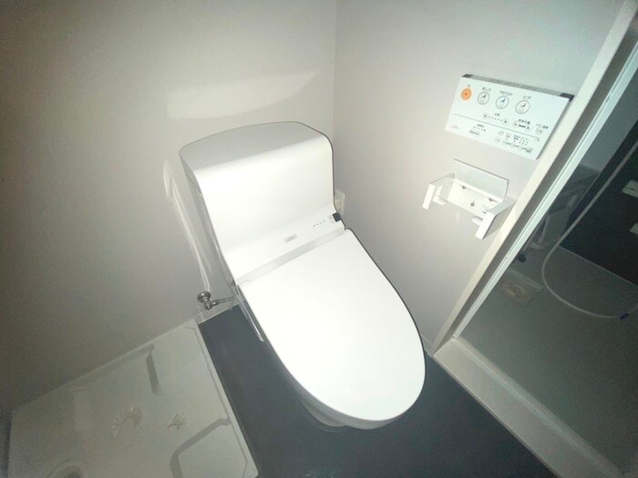 物件内観写真11　(トイレ)