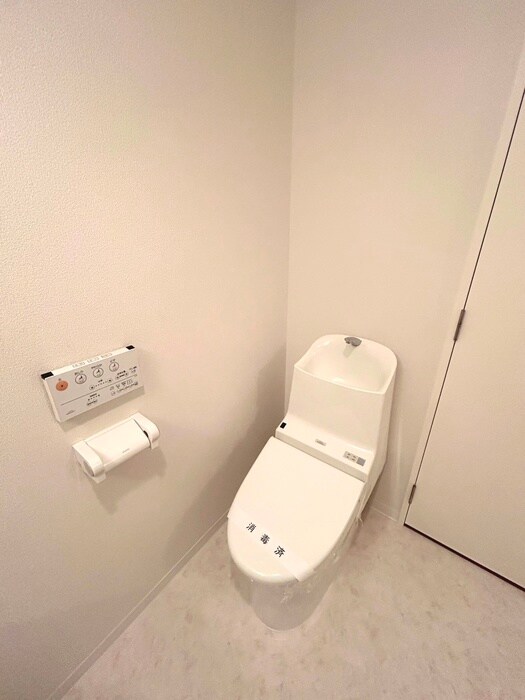 物件内観写真16　(トイレ)