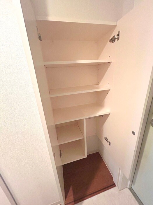 物件内観写真18　(靴箱)