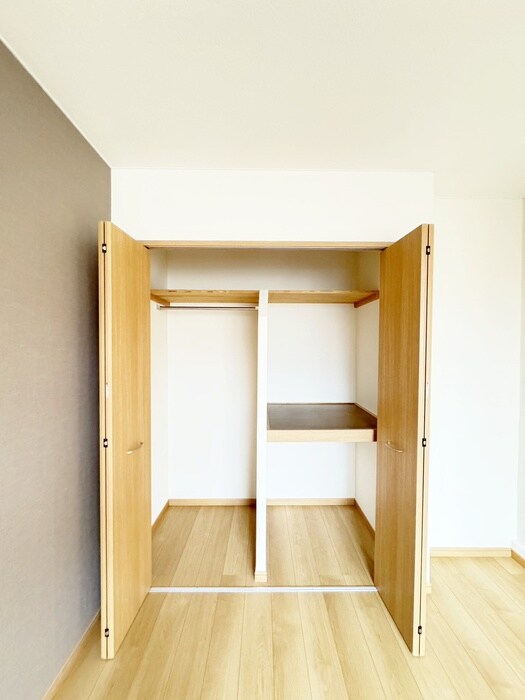 物件内観写真13　(収納)