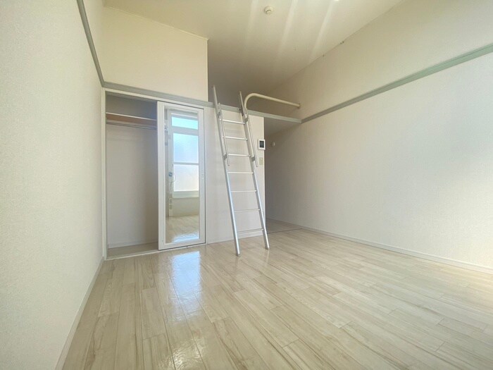 物件内観写真7　(居室)