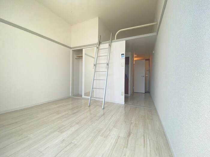 物件内観写真9　(居室)