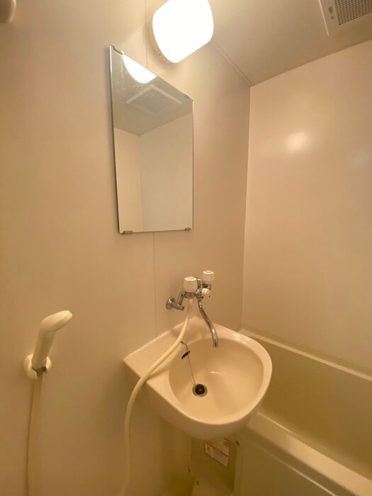 物件内観写真11　(洗面)