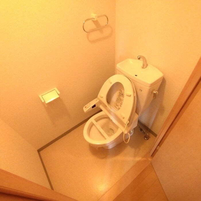 物件内観写真10　(トイレ)