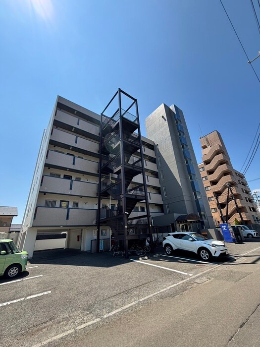 物件外観写真5　(外観写真)