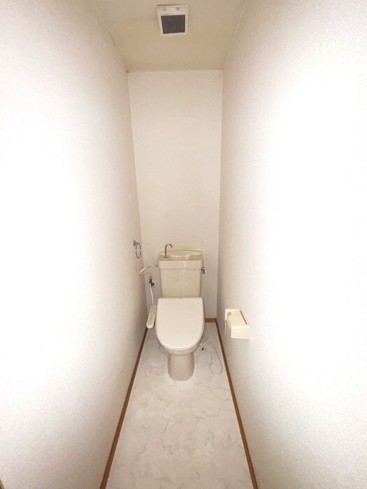 物件内観写真14　(トイレ)
