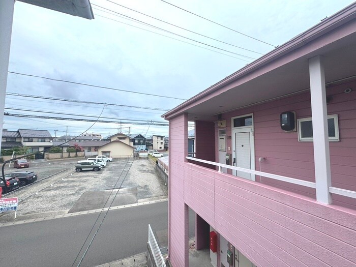 物件内観写真20　(室内からの展望)