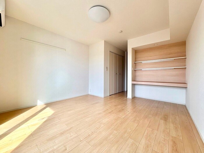 物件内観写真9　(居室)