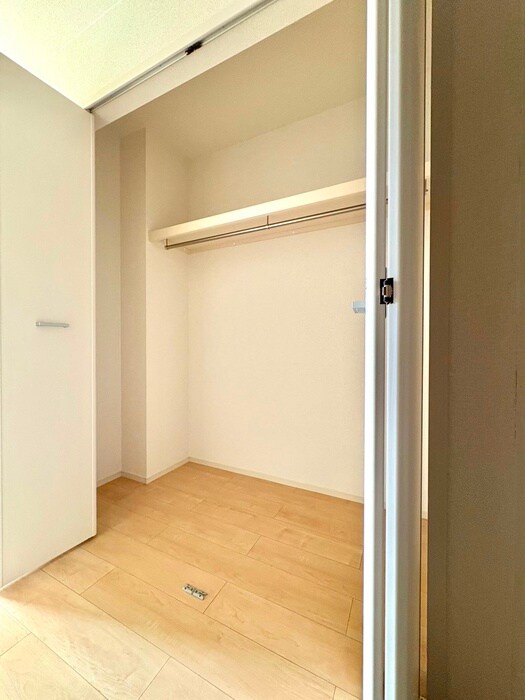 物件内観写真11　(収納)