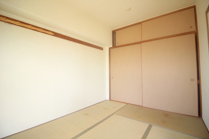 物件内観写真10　(居室)