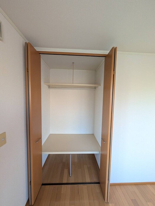 物件内観写真8　(収納)