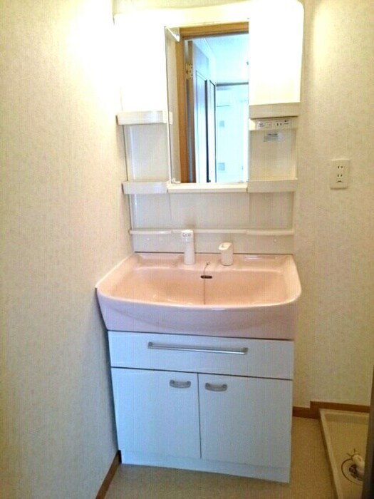 物件内観写真13　(洗面)