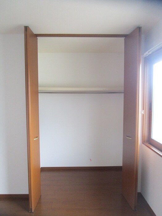 物件内観写真21　(収納)