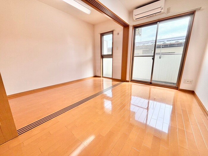 物件内観写真7　(居室)