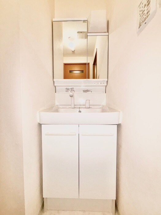 物件内観写真13　(洗面)