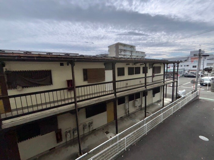 物件内観写真21　(室内からの展望)