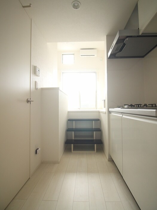 物件内観写真17　(廊下)